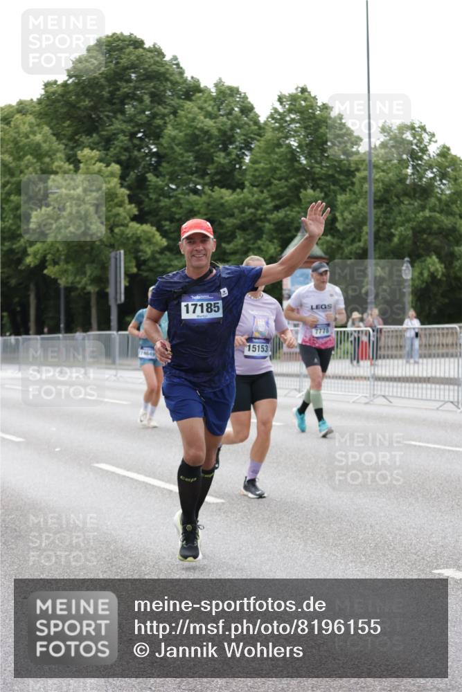 29.06.2025 - hella hamburg halbmarathon Jannik Wohlers http://msf.ph/oto/8196155 29.06.2025 10:24:40 Lombardsbrücke 1740, 2000, 3920, 3961, 3963, 4008, 4010, 7778, 8083, 9573, 11400, 11921, 14649, 15153, 15679, 15942, 17185, 17954, 18194, 18198 meine-sportfotos.de