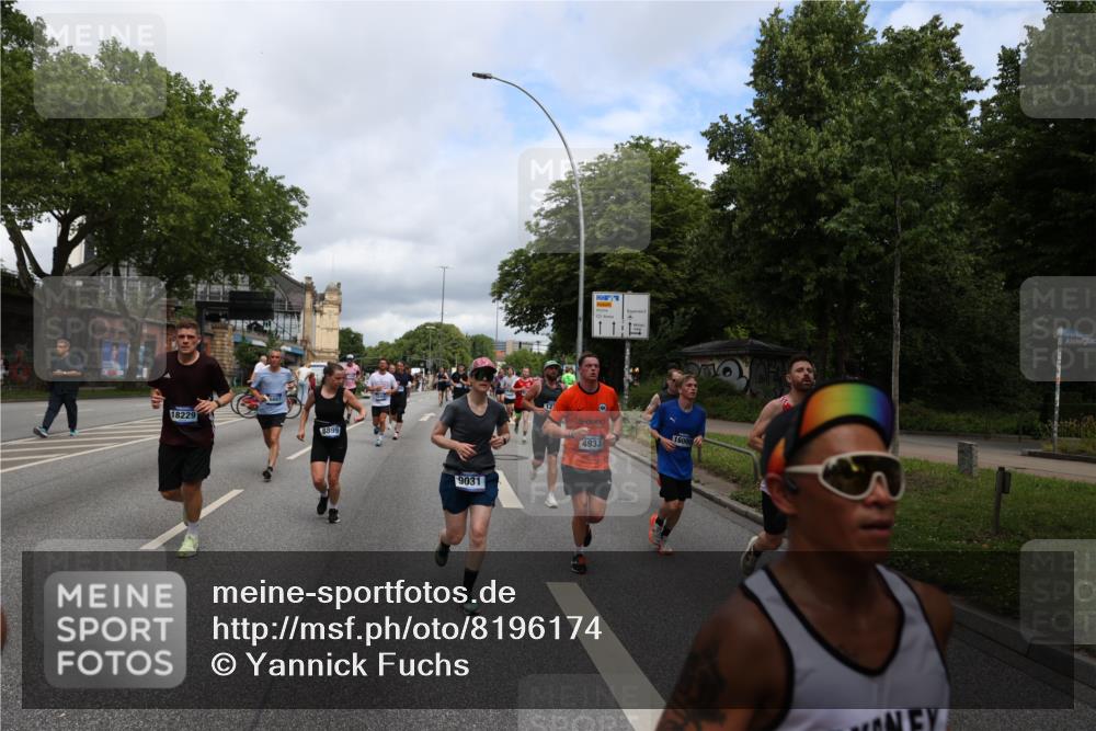 29.06.2025 - hella hamburg halbmarathon Yannick Fuchs http://msf.ph/oto/8196174 29.06.2025 10:44:21 20KM 1119, 1216, 1321, 1399, 1507, 1630, 2020, 2234, 2788, 3296, 3852, 3947, 4127, 4247, 4933, 5447, 5894, 6125, 6282, 7176, 8153, 8313, 8576, 8657, 8689, 8899, 8921, 9031, 9303, 10371, 10480, 10750, 11356, 11455, 11607, 11975, 12203, 12235, 12527, 12624, 12733, 13282, 13463, 13609, 13758, 13812, 14257, 14562, 14794, 15620, 15803, 15950, 16000, 16242, 16716, 16732, 16806, 16887, 17247, 17282, 17319, 18066, 18228, 18229, 18370, 18451, 18499, 18657, 18658, 18811, 18884 meine-sportfotos.de