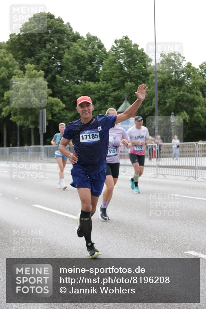 29.06.2025 - hella hamburg halbmarathon Jannik Wohlers http://msf.ph/oto/8196208 29.06.2025 10:24:40 Lombardsbrücke 1740, 2000, 3920, 3961, 3963, 4008, 4010, 7778, 8083, 9573, 11400, 11921, 14649, 15153, 15679, 15942, 17185, 17954, 18194, 18198 meine-sportfotos.de