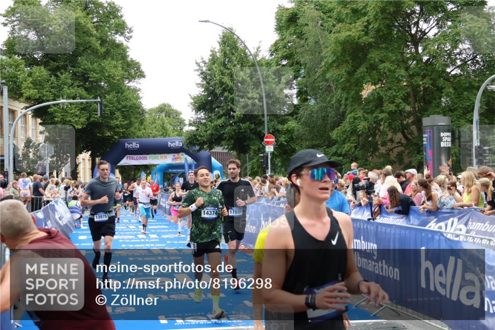 29.06.2025 - hella hamburg halbmarathon Zöllner http://msf.ph/oto/8196298 29.06.2025 10:45:53 Ziel 3477, 4345, 4854, 6290, 7385, 10792, 11821, 13975, 14374, 14911, 16624, 17835, 18185 meine-sportfotos.de
