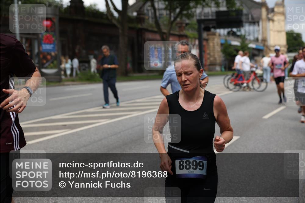 29.06.2025 - hella hamburg halbmarathon Yannick Fuchs http://msf.ph/oto/8196368 29.06.2025 10:44:22 20KM 1119, 1216, 1321, 1399, 1507, 1630, 2020, 2234, 2788, 3296, 3852, 3947, 4127, 4247, 4933, 5447, 5894, 6125, 6282, 7176, 8153, 8313, 8576, 8657, 8689, 8899, 8921, 9031, 9303, 10371, 10480, 10750, 11356, 11455, 11607, 11975, 12235, 12527, 12624, 12733, 13282, 13463, 13609, 13758, 13812, 14257, 14562, 14794, 15803, 15950, 16000, 16242, 16716, 16732, 16806, 16887, 17247, 17282, 17319, 18066, 18228, 18229, 18370, 18451, 18499, 18657, 18658, 18811, 18884 meine-sportfotos.de