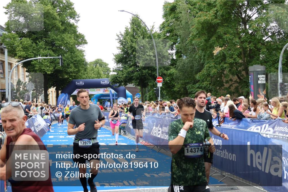 29.06.2025 - hella hamburg halbmarathon Zöllner http://msf.ph/oto/8196410 29.06.2025 10:45:54 Ziel 3477, 4345, 4854, 6290, 6532, 7385, 10792, 11821, 13975, 14374, 14911, 15149, 16624, 17835, 18185 meine-sportfotos.de