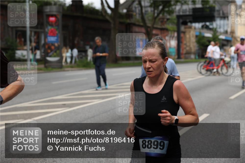 29.06.2025 - hella hamburg halbmarathon Yannick Fuchs http://msf.ph/oto/8196416 29.06.2025 10:44:22 20KM 1119, 1216, 1321, 1399, 1507, 1630, 2020, 2234, 2788, 3296, 3852, 3947, 4127, 4247, 4933, 5447, 5894, 6125, 6282, 7176, 8153, 8313, 8576, 8657, 8689, 8899, 8921, 9031, 9303, 10371, 10480, 10750, 11356, 11455, 11607, 11975, 12235, 12527, 12624, 12733, 13282, 13463, 13609, 13758, 13812, 14257, 14562, 14794, 15803, 15950, 16000, 16242, 16716, 16732, 16806, 16887, 17247, 17282, 17319, 18066, 18228, 18229, 18370, 18451, 18499, 18657, 18658, 18811, 18884 meine-sportfotos.de