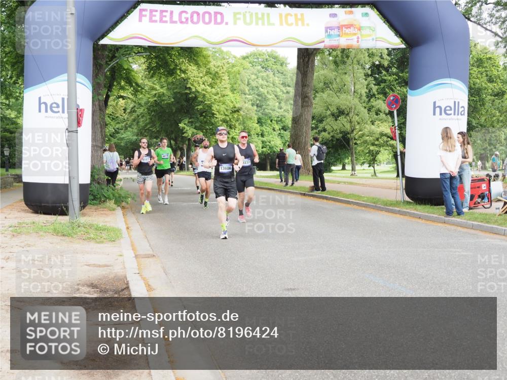 29.06.2025 - hella hamburg halbmarathon MichiJ http://msf.ph/oto/8196424 29.06.2025 10:20:49 Zwischen KM18-KM19 12232, 15835, 18102, 19118 meine-sportfotos.de