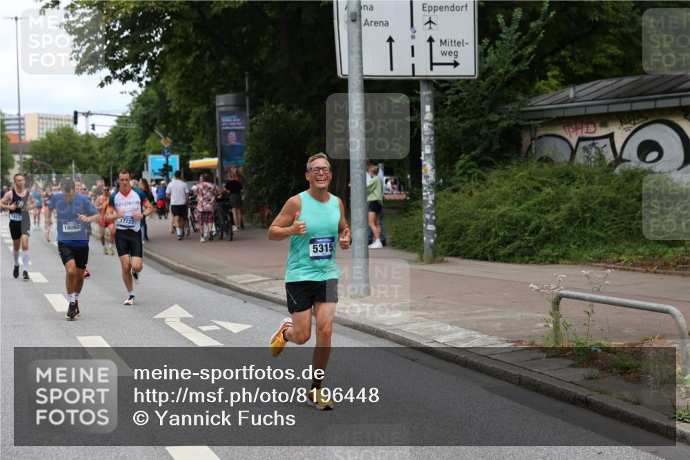 29.06.2025 - hella hamburg halbmarathon Yannick Fuchs http://msf.ph/oto/8196448 29.06.2025 10:31:40 20KM 1385, 1411, 2767, 3959, 4860, 4865, 5003, 5092, 5307, 5315, 5961, 6123, 6529, 7310, 7482, 7831, 8084, 8121, 8362, 9178, 9296, 10680, 10738, 11833, 13854, 13972, 14387, 14459, 14691, 14934, 15178, 15261, 15939, 16523, 17024, 17125, 17192, 17306, 17658, 17723, 18038, 18062, 18384, 18733, 18824 meine-sportfotos.de