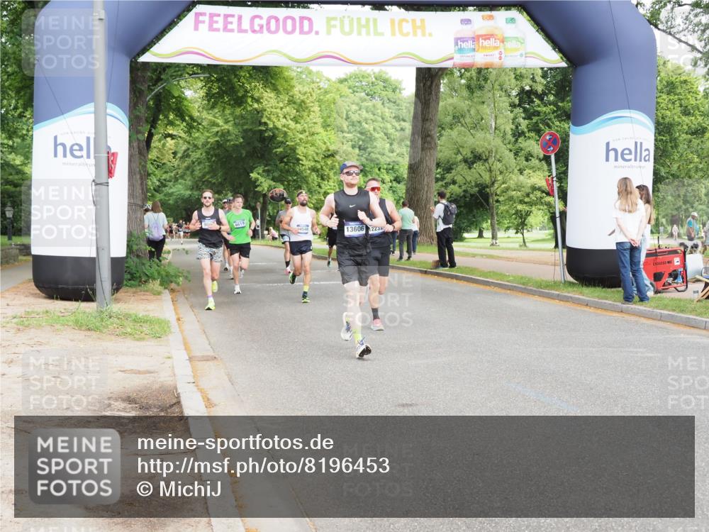 29.06.2025 - hella hamburg halbmarathon MichiJ http://msf.ph/oto/8196453 29.06.2025 10:20:49 Zwischen KM18-KM19 12232, 15835, 18102, 19118 meine-sportfotos.de