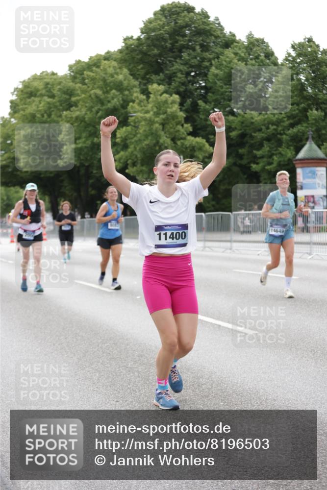 29.06.2025 - hella hamburg halbmarathon Jannik Wohlers http://msf.ph/oto/8196503 29.06.2025 10:24:41 Lombardsbrücke 1740, 2000, 3920, 3961, 3963, 4008, 4010, 5814, 7778, 8083, 8962, 9573, 11400, 11921, 14086, 14649, 15153, 15679, 15942, 17185, 17954, 18194, 18198 meine-sportfotos.de