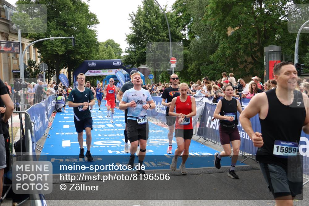 29.06.2025 - hella hamburg halbmarathon Zöllner http://msf.ph/oto/8196506 29.06.2025 10:35:36 Ziel 1344, 1889, 4050, 5269, 10384, 10771, 16123, 16695, 16811, 17612, 17826, 18841, 19022 meine-sportfotos.de