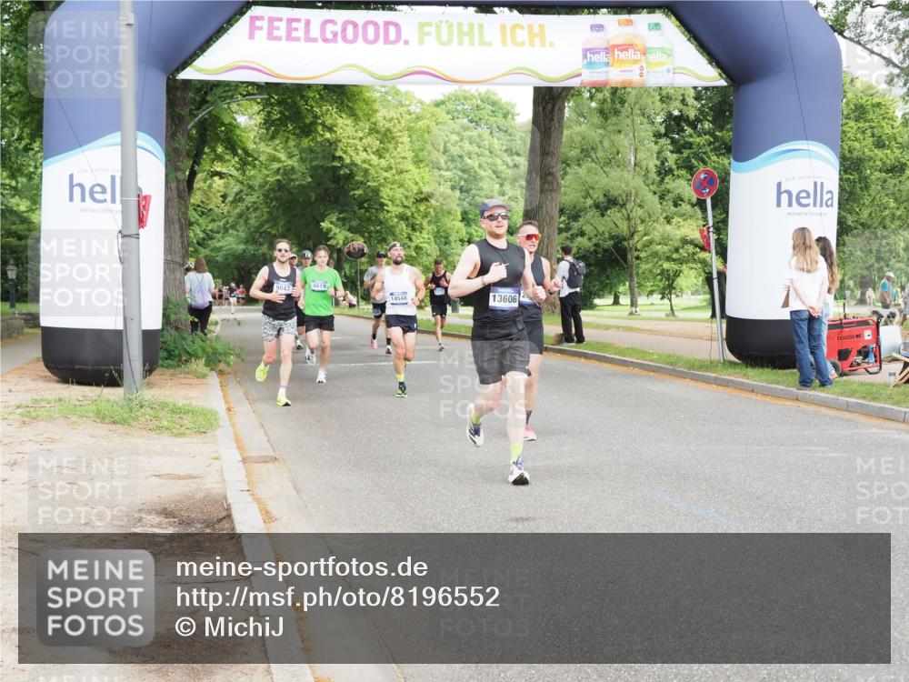 29.06.2025 - hella hamburg halbmarathon MichiJ http://msf.ph/oto/8196552 29.06.2025 10:20:50 Zwischen KM18-KM19 9047, 12232, 13606, 15835, 18102, 19118 meine-sportfotos.de