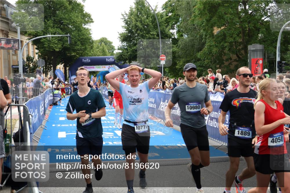 29.06.2025 - hella hamburg halbmarathon Zöllner http://msf.ph/oto/8196620 29.06.2025 10:35:37 Ziel 1344, 5269, 10384, 16123, 16695, 17612, 17826, 18841, 19022 meine-sportfotos.de