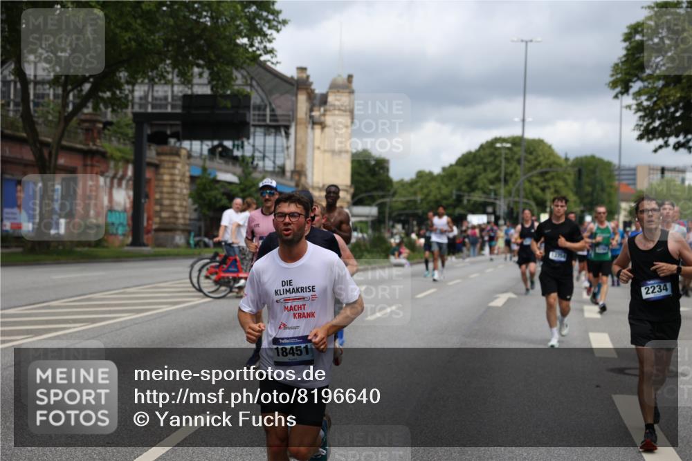 29.06.2025 - hella hamburg halbmarathon Yannick Fuchs http://msf.ph/oto/8196640 29.06.2025 10:44:23 20KM 1119, 1216, 1321, 1399, 1507, 1630, 2020, 2234, 2788, 3296, 3852, 3947, 4127, 4247, 4346, 4933, 5447, 5894, 6125, 6282, 7176, 8153, 8313, 8576, 8657, 8689, 8704, 8899, 8921, 9031, 9303, 10371, 10480, 10750, 11356, 11455, 11607, 12235, 12527, 12624, 12733, 13282, 13463, 13609, 13758, 13812, 14257, 14562, 14794, 15803, 15950, 16000, 16242, 16716, 16732, 16806, 16887, 17247, 17282, 17319, 18066, 18228, 18229, 18370, 18451, 18499, 18657, 18658, 18811, 18884 meine-sportfotos.de