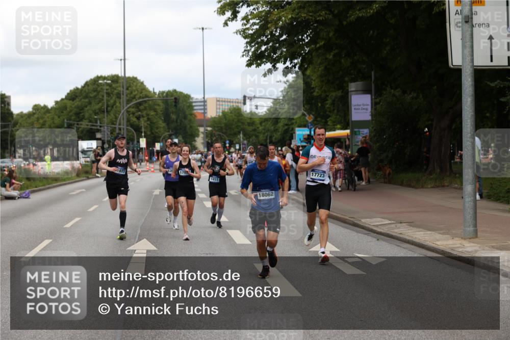 29.06.2025 - hella hamburg halbmarathon Yannick Fuchs http://msf.ph/oto/8196659 29.06.2025 10:31:41 20KM 1385, 1411, 2767, 4860, 4865, 5003, 5092, 5307, 5315, 5961, 6123, 6529, 7310, 7482, 8084, 8121, 8362, 9178, 9296, 9914, 10680, 10738, 11833, 13141, 13854, 13972, 14387, 14459, 14691, 14934, 15178, 15261, 15939, 16523, 17024, 17125, 17192, 17306, 17658, 17723, 18038, 18062, 18384, 18733, 18824 meine-sportfotos.de