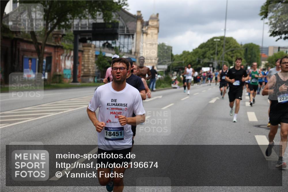 29.06.2025 - hella hamburg halbmarathon Yannick Fuchs http://msf.ph/oto/8196674 29.06.2025 10:44:24 20KM 1119, 1216, 1321, 1399, 1507, 1630, 2020, 2234, 2788, 3296, 3852, 3947, 4127, 4247, 4346, 4933, 5894, 6125, 6795, 7176, 8153, 8313, 8576, 8657, 8689, 8704, 8899, 8921, 9031, 9303, 10371, 10480, 10750, 11356, 11455, 11607, 12235, 12527, 12624, 12733, 13282, 13463, 13609, 13758, 13812, 14257, 14562, 15803, 15950, 16000, 16242, 16716, 16732, 16806, 16887, 17247, 17282, 17319, 18066, 18228, 18229, 18370, 18451, 18499, 18657, 18658, 18811, 18884 meine-sportfotos.de