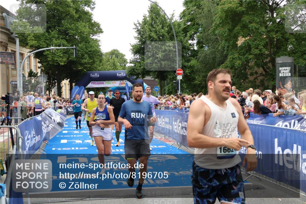 29.06.2025 - hella hamburg halbmarathon Zöllner http://msf.ph/oto/8196705 29.06.2025 10:46:00 Ziel 2189, 3477, 4277, 6532, 8269, 8577, 8871, 10792, 11821, 12084, 14462, 14911, 15149, 17008, 18185, 19116 meine-sportfotos.de