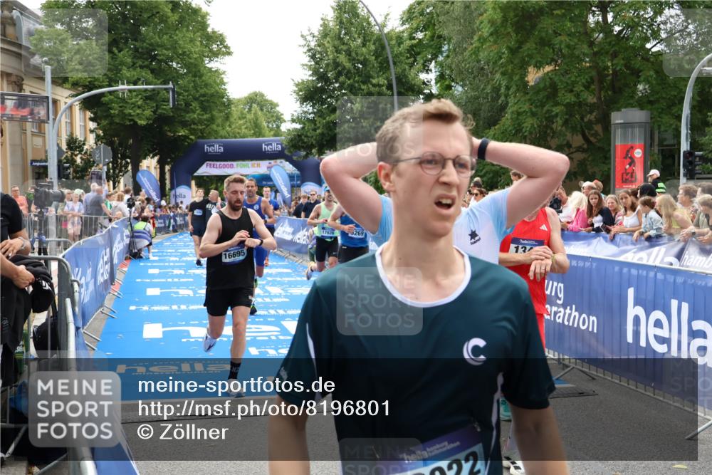 29.06.2025 - hella hamburg halbmarathon Zöllner http://msf.ph/oto/8196801 29.06.2025 10:35:39 Ziel 1344, 4062, 5269, 10384, 14841, 16123, 16695, 17612, 17826, 18841 meine-sportfotos.de