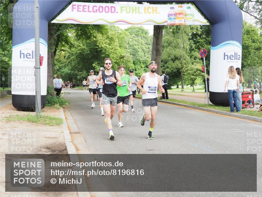 29.06.2025 - hella hamburg halbmarathon MichiJ http://msf.ph/oto/8196816 29.06.2025 10:20:51 Zwischen KM18-KM19 9047, 12232, 13606, 14548, 18102 meine-sportfotos.de