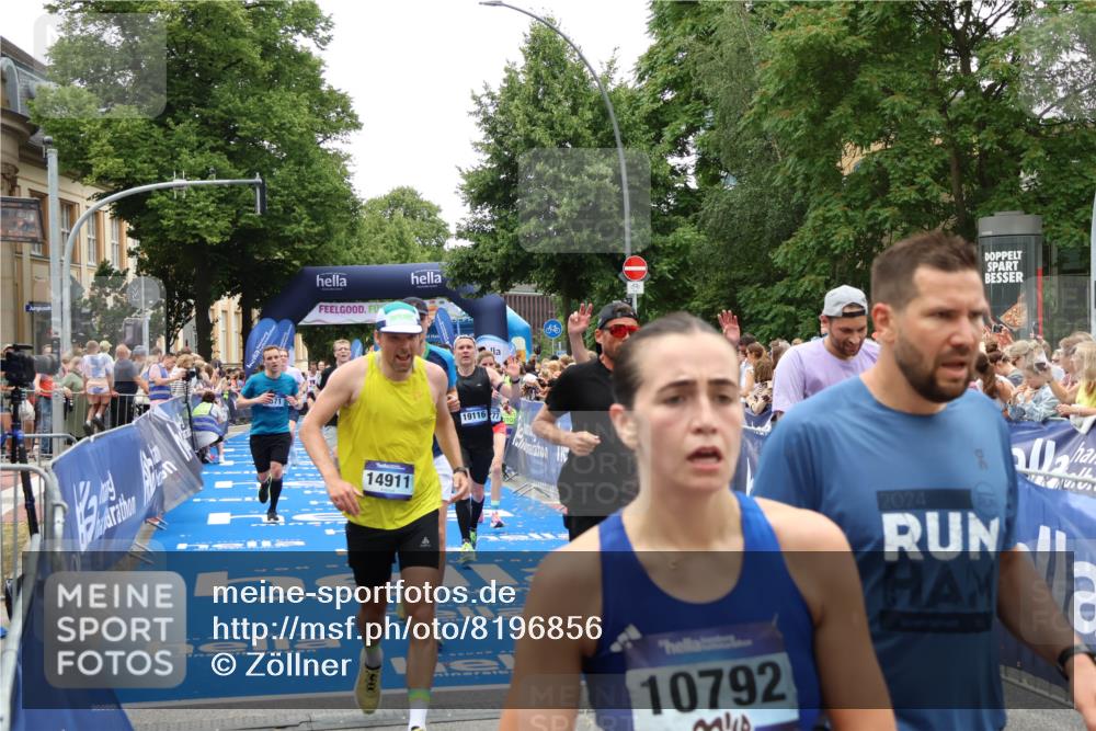 29.06.2025 - hella hamburg halbmarathon Zöllner http://msf.ph/oto/8196856 29.06.2025 10:46:02 Ziel 2189, 4277, 5648, 6532, 8269, 8577, 8871, 11936, 12084, 12269, 14462, 14911, 15149, 17008, 18081, 18185, 19116 meine-sportfotos.de
