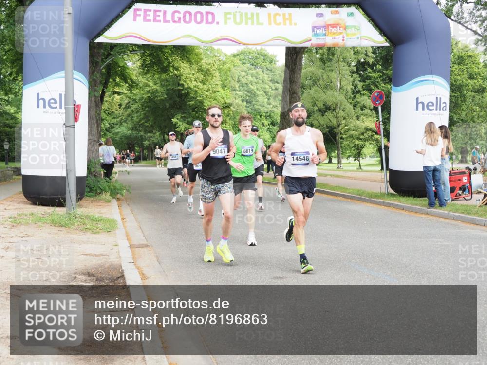 29.06.2025 - hella hamburg halbmarathon MichiJ http://msf.ph/oto/8196863 29.06.2025 10:20:52 Zwischen KM18-KM19 6619, 9047, 9508, 10298, 12232, 13606, 14548, 18102 meine-sportfotos.de