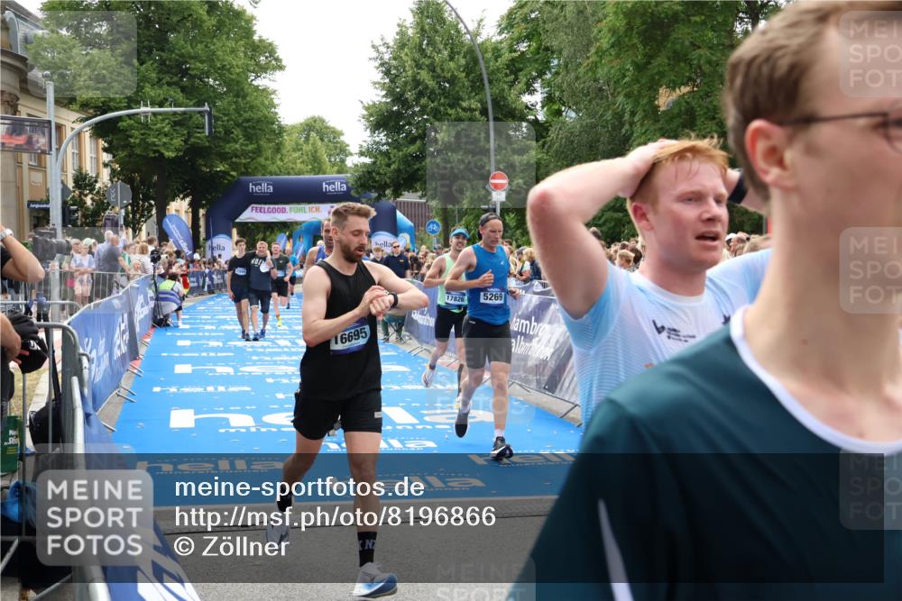 29.06.2025 - hella hamburg halbmarathon Zöllner http://msf.ph/oto/8196866 29.06.2025 10:35:40 Ziel 4062, 5269, 10384, 14841, 16123, 16695, 17612, 17826, 18841 meine-sportfotos.de