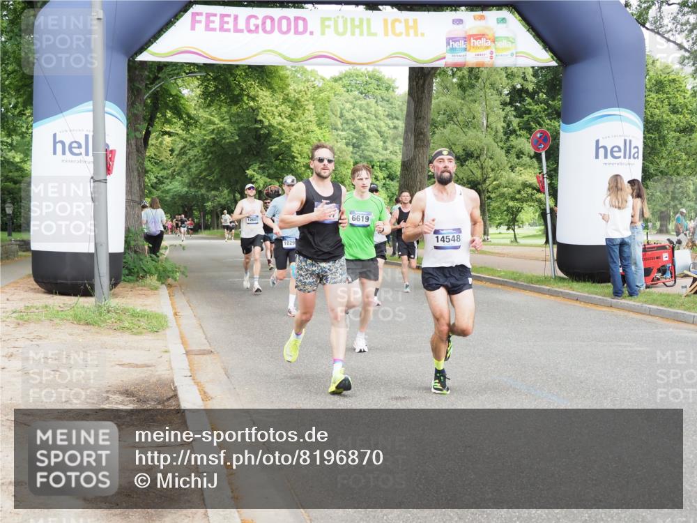 29.06.2025 - hella hamburg halbmarathon MichiJ http://msf.ph/oto/8196870 29.06.2025 10:20:52 Zwischen KM18-KM19 6619, 9047, 9508, 10298, 12232, 13606, 14548, 18102 meine-sportfotos.de