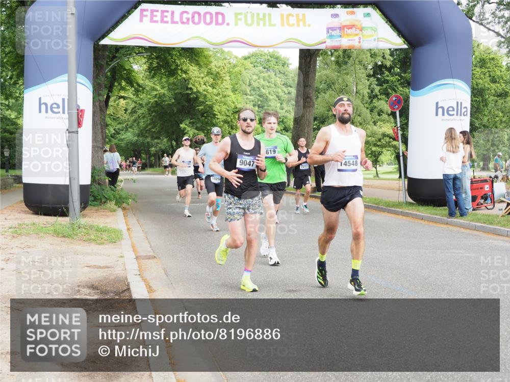 29.06.2025 - hella hamburg halbmarathon MichiJ http://msf.ph/oto/8196886 29.06.2025 10:20:52 Zwischen KM18-KM19 6619, 9047, 9508, 10298, 12232, 13606, 14548, 18102 meine-sportfotos.de
