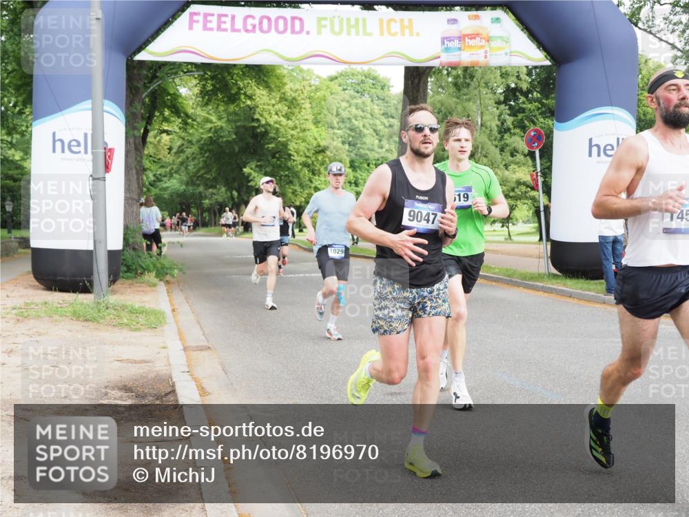 29.06.2025 - hella hamburg halbmarathon MichiJ http://msf.ph/oto/8196970 29.06.2025 10:20:53 Zwischen KM18-KM19 6619, 7272, 9047, 9508, 10298, 12232, 13606, 14548, 18102 meine-sportfotos.de