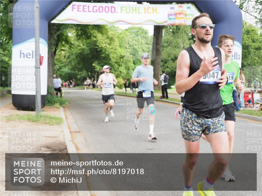 29.06.2025 - hella hamburg halbmarathon MichiJ http://msf.ph/oto/8197018 29.06.2025 10:20:53 Zwischen KM18-KM19 6619, 7272, 9047, 9508, 10298, 12232, 13606, 14548, 18102 meine-sportfotos.de