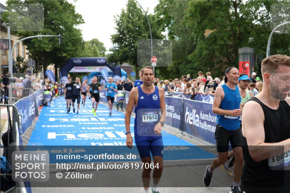 29.06.2025 - hella hamburg halbmarathon Zöllner http://msf.ph/oto/8197064 29.06.2025 10:35:41 Ziel 4062, 5269, 10384, 12462, 12899, 14841, 16123, 17612, 17826, 18841 meine-sportfotos.de