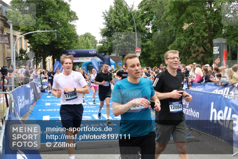 29.06.2025 - hella hamburg halbmarathon Zöllner http://msf.ph/oto/8197111 29.06.2025 10:46:06 Ziel 2189, 5648, 6460, 8269, 9585, 11936, 12084, 12269, 13630, 14462, 14804, 17008, 18081, 18702 meine-sportfotos.de