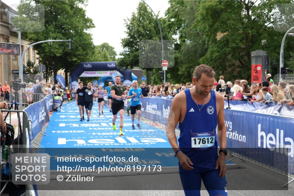 29.06.2025 - hella hamburg halbmarathon Zöllner http://msf.ph/oto/8197173 29.06.2025 10:35:42 Ziel 4062, 10384, 12462, 12899, 14841, 16123, 18841 meine-sportfotos.de
