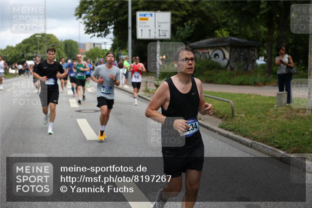 29.06.2025 - hella hamburg halbmarathon Yannick Fuchs http://msf.ph/oto/8197267 29.06.2025 10:44:25 20KM 1119, 1216, 1321, 1399, 1507, 1630, 2020, 2234, 2788, 3296, 3852, 3947, 4127, 4247, 4346, 4933, 5894, 6662, 6795, 7176, 8153, 8313, 8572, 8576, 8657, 8689, 8704, 8899, 9031, 9303, 10371, 10480, 10750, 11356, 11455, 11607, 12235, 12527, 12624, 12733, 13282, 13463, 13609, 13758, 13812, 14257, 14562, 15803, 15950, 16000, 16242, 16716, 16732, 16806, 16887, 17247, 17282, 17319, 18066, 18228, 18229, 18370, 18451, 18499, 18657, 18658, 18811, 18884 meine-sportfotos.de