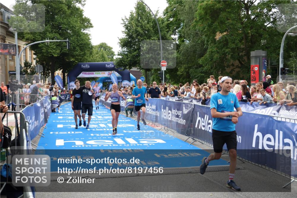 29.06.2025 - hella hamburg halbmarathon Zöllner http://msf.ph/oto/8197456 29.06.2025 10:35:45 Ziel 4062, 12462, 12899, 14841, 16119, 18841 meine-sportfotos.de