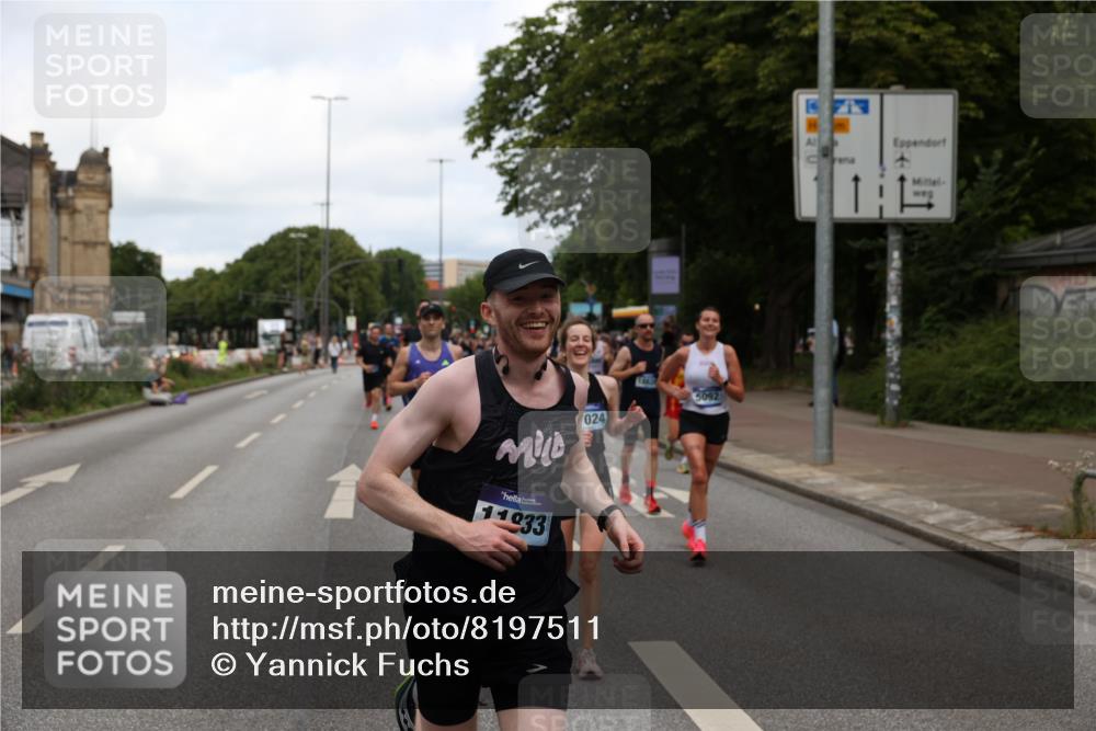 29.06.2025 - hella hamburg halbmarathon Yannick Fuchs http://msf.ph/oto/8197511 29.06.2025 10:31:43 20KM 1411, 2767, 4860, 4865, 5003, 5092, 5307, 5315, 6123, 6529, 7310, 7482, 8121, 8362, 9178, 9296, 9914, 10680, 10738, 11833, 13141, 13854, 13972, 14387, 14459, 14691, 14934, 15178, 15261, 15939, 16523, 17024, 17125, 17306, 17658, 17723, 18062, 18384, 18824 meine-sportfotos.de