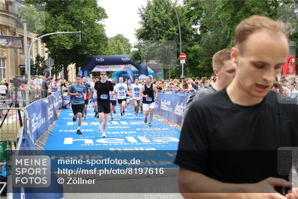 29.06.2025 - hella hamburg halbmarathon Zöllner http://msf.ph/oto/8197616 29.06.2025 10:46:14 Ziel 1569, 1759, 2048, 2590, 2707, 3087, 4949, 6388, 7450, 7961, 10796, 11094, 11125, 16136, 16466, 16475, 17190, 18702, 18797 meine-sportfotos.de