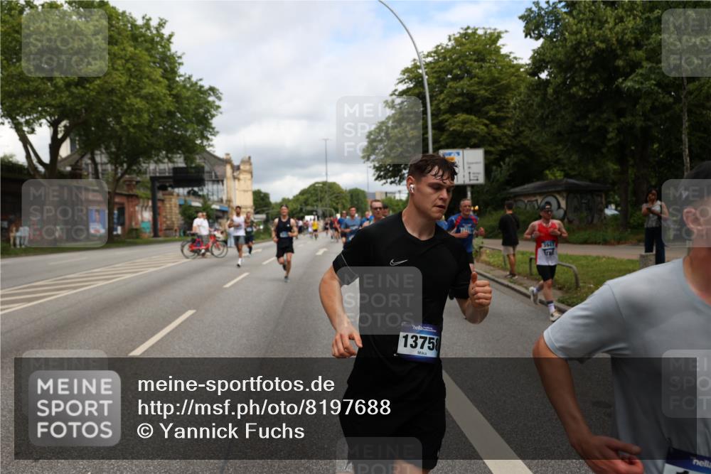 29.06.2025 - hella hamburg halbmarathon Yannick Fuchs http://msf.ph/oto/8197688 29.06.2025 10:44:27 20KM 1119, 1216, 1321, 1399, 1507, 1630, 2020, 2234, 3296, 3852, 3947, 4127, 4346, 4933, 5894, 6662, 6795, 7176, 7930, 7932, 8153, 8313, 8572, 8657, 8704, 8899, 9031, 9303, 10371, 10480, 10750, 11356, 11455, 11607, 12235, 12527, 12624, 12733, 13008, 13282, 13463, 13609, 13758, 13812, 14034, 14257, 15803, 15950, 16000, 16242, 16716, 16732, 16806, 16887, 17247, 17319, 17384, 18066, 18228, 18229, 18370, 18451, 18499, 18657, 18658, 18811, 18884 meine-sportfotos.de