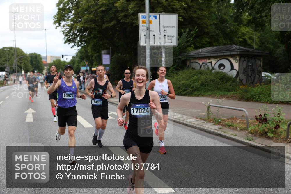 29.06.2025 - hella hamburg halbmarathon Yannick Fuchs http://msf.ph/oto/8197784 29.06.2025 10:31:44 20KM 1411, 2767, 4860, 4865, 5003, 5092, 5307, 5315, 6123, 6529, 7310, 7482, 8362, 9178, 9296, 9914, 10680, 10738, 11833, 13141, 13854, 13972, 14387, 14459, 14691, 14934, 15178, 15261, 15939, 16523, 17024, 17125, 17137, 17306, 17658, 17723, 18062, 18159, 18384, 18824 meine-sportfotos.de
