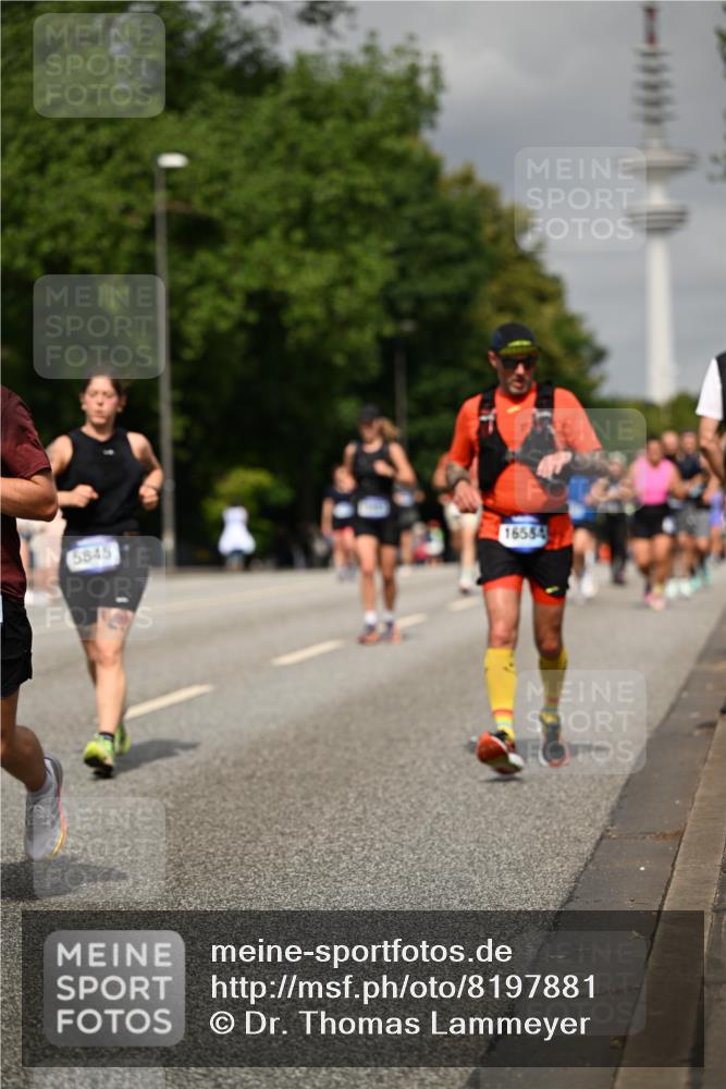 29.06.2025 - hella hamburg halbmarathon Dr. Thomas Lammeyer http://msf.ph/oto/8197881 29.06.2025 10:11:27 Kennedybrücke 1993, 4262, 4502, 5242, 5287, 5807, 5845, 5926, 6517, 6518, 6707, 6713, 6715, 6833, 7503, 8585, 9967, 10283, 10700, 10703, 11114, 11394 meine-sportfotos.de