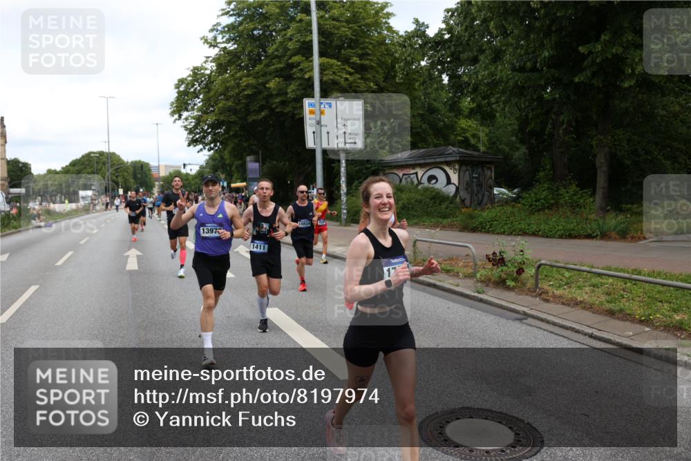 29.06.2025 - hella hamburg halbmarathon Yannick Fuchs http://msf.ph/oto/8197974 29.06.2025 10:31:45 20KM 1411, 2767, 4860, 4865, 5003, 5092, 5307, 5315, 6123, 6458, 6529, 7310, 7482, 8362, 9178, 9296, 9914, 10680, 10738, 11833, 13141, 13854, 13972, 14387, 14459, 14691, 14934, 15178, 15261, 15939, 16523, 16992, 17024, 17125, 17137, 17306, 17658, 17723, 18062, 18159, 18384, 18824 meine-sportfotos.de