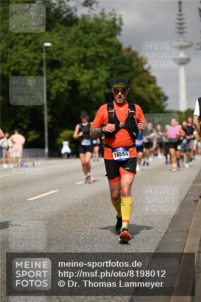 29.06.2025 - hella hamburg halbmarathon Dr. Thomas Lammeyer http://msf.ph/oto/8198012 29.06.2025 10:11:28 Kennedybrücke 1993, 4262, 4502, 5242, 5287, 5807, 5845, 5926, 6517, 6518, 6707, 6713, 6715, 6833, 7503, 8585, 9967, 10283, 10700, 10703, 11114, 11394 meine-sportfotos.de