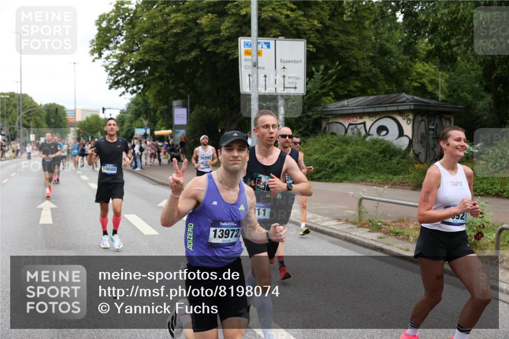 29.06.2025 - hella hamburg halbmarathon Yannick Fuchs http://msf.ph/oto/8198074 29.06.2025 10:31:45 20KM 1411, 2767, 4860, 4865, 5003, 5092, 5307, 5315, 6123, 6458, 6529, 7310, 7482, 8362, 9178, 9296, 9914, 10680, 10738, 11833, 13141, 13854, 13972, 14387, 14459, 14691, 14934, 15178, 15261, 15939, 16523, 16992, 17024, 17125, 17137, 17306, 17658, 17723, 18062, 18159, 18384, 18824 meine-sportfotos.de