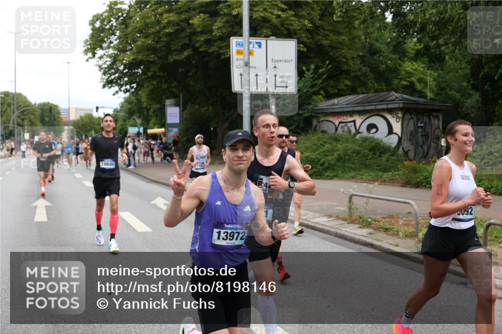 29.06.2025 - hella hamburg halbmarathon Yannick Fuchs http://msf.ph/oto/8198146 29.06.2025 10:31:45 20KM 1411, 2767, 4860, 4865, 5003, 5092, 5307, 5315, 6123, 6458, 6529, 7310, 7482, 8362, 9178, 9296, 9914, 10680, 10738, 11833, 13141, 13854, 13972, 14387, 14459, 14691, 14934, 15178, 15261, 15939, 16523, 16992, 17024, 17125, 17137, 17306, 17658, 17723, 18062, 18159, 18384, 18824 meine-sportfotos.de