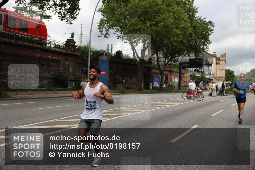 29.06.2025 - hella hamburg halbmarathon Yannick Fuchs http://msf.ph/oto/8198157 29.06.2025 10:44:31 20KM 1119, 1321, 1399, 1466, 1507, 1630, 1817, 2020, 2234, 3296, 3947, 4127, 4346, 5115, 5894, 6027, 6662, 6712, 6795, 7176, 7583, 7930, 7932, 8153, 8313, 8572, 8657, 8704, 10371, 10750, 11356, 11455, 11607, 12235, 12527, 12624, 13008, 13282, 13609, 13701, 13758, 13812, 13875, 14034, 14257, 15803, 15950, 16242, 16716, 16732, 16806, 17179, 17247, 17319, 17384, 18066, 18228, 18370, 18394, 18499, 18657, 18658, 18811, 18884 meine-sportfotos.de