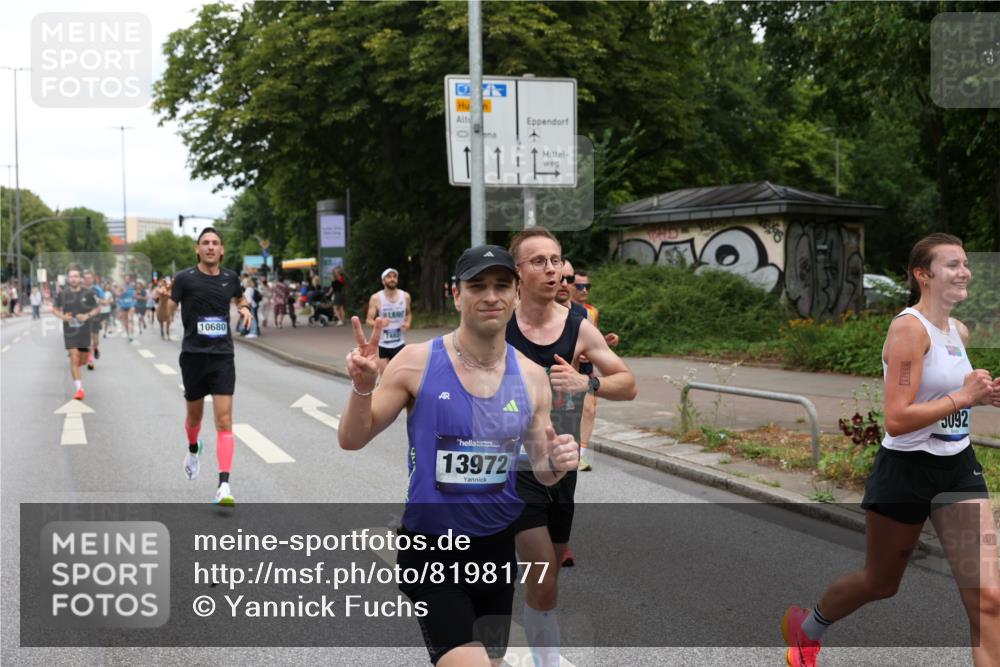 29.06.2025 - hella hamburg halbmarathon Yannick Fuchs http://msf.ph/oto/8198177 29.06.2025 10:31:45 20KM 1411, 2767, 4860, 4865, 5003, 5092, 5307, 5315, 6123, 6458, 6529, 7310, 7482, 8362, 9178, 9296, 9914, 10680, 10738, 11833, 13141, 13854, 13972, 14387, 14459, 14691, 14934, 15178, 15261, 15939, 16523, 16992, 17024, 17125, 17137, 17306, 17658, 17723, 18062, 18159, 18384, 18824 meine-sportfotos.de