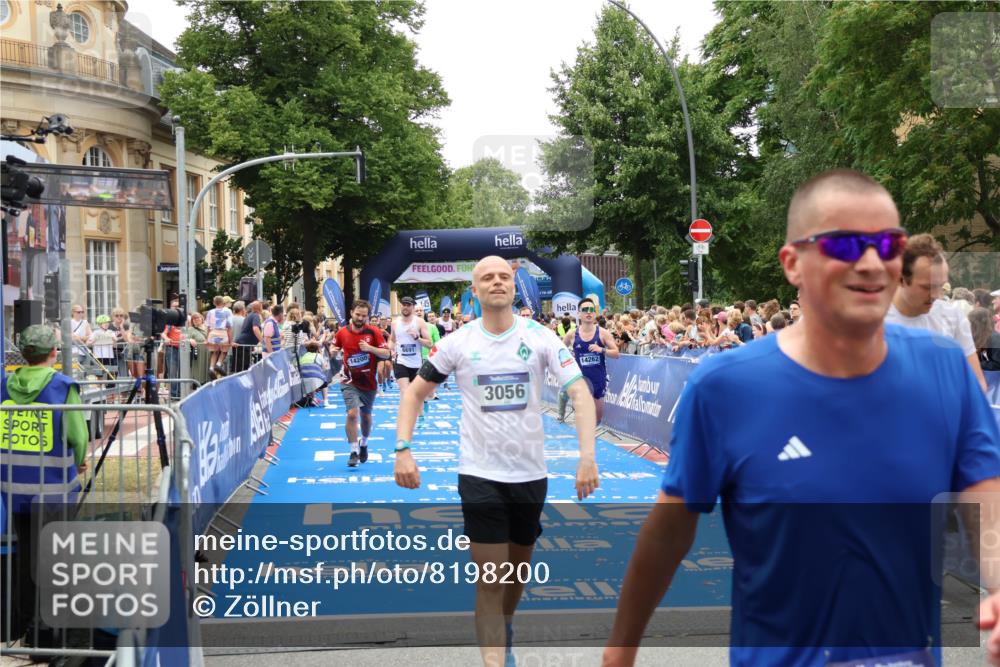 29.06.2025 - hella hamburg halbmarathon Zöllner http://msf.ph/oto/8198200 29.06.2025 10:46:24 Ziel 1600, 2222, 2842, 3056, 6421, 6691, 7335, 8142, 9497, 11185, 11773, 12171, 12651, 13698, 14045, 14200, 14262, 16127, 18118, 18211, 18637 meine-sportfotos.de