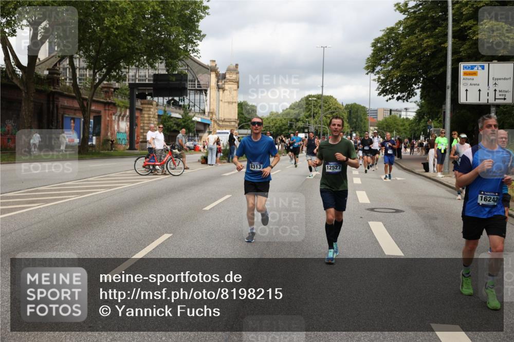 29.06.2025 - hella hamburg halbmarathon Yannick Fuchs http://msf.ph/oto/8198215 29.06.2025 10:44:32 20KM 1119, 1321, 1399, 1466, 1507, 1630, 1750, 1817, 2234, 3296, 3947, 4127, 4346, 5115, 5894, 6027, 6662, 6712, 6795, 7176, 7583, 7930, 7932, 8153, 8313, 8572, 8657, 8704, 10371, 10750, 11356, 11455, 11607, 12235, 12527, 12624, 13008, 13282, 13609, 13687, 13701, 13758, 13812, 13875, 14034, 14257, 15362, 15803, 15950, 16242, 16716, 16732, 16806, 17179, 17247, 17319, 17384, 18066, 18228, 18370, 18394, 18499, 18657, 18658, 18811, 18884 meine-sportfotos.de