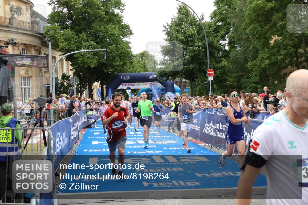 29.06.2025 - hella hamburg halbmarathon Zöllner http://msf.ph/oto/8198264 29.06.2025 10:46:26 Ziel 1600, 2222, 2842, 4237, 6421, 6691, 6978, 7335, 8142, 8981, 11185, 11773, 12171, 12651, 12891, 13698, 14045, 14200, 14228, 14262, 14482, 15157, 16127, 18118, 18211, 18637, 19209 meine-sportfotos.de