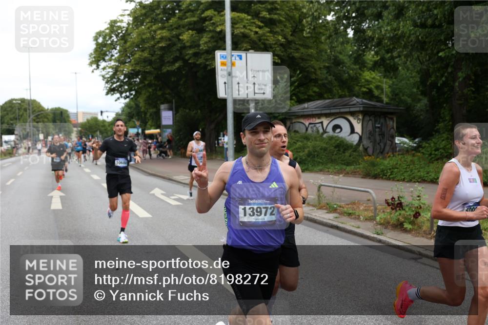 29.06.2025 - hella hamburg halbmarathon Yannick Fuchs http://msf.ph/oto/8198272 29.06.2025 10:31:45 20KM 1411, 2767, 4860, 4865, 5003, 5092, 5307, 5315, 6123, 6458, 6529, 7310, 7482, 8362, 9178, 9296, 9914, 10680, 10738, 11833, 13141, 13854, 13972, 14387, 14459, 14691, 14934, 15178, 15261, 15939, 16523, 16992, 17024, 17125, 17137, 17306, 17658, 17723, 18062, 18159, 18384, 18824 meine-sportfotos.de