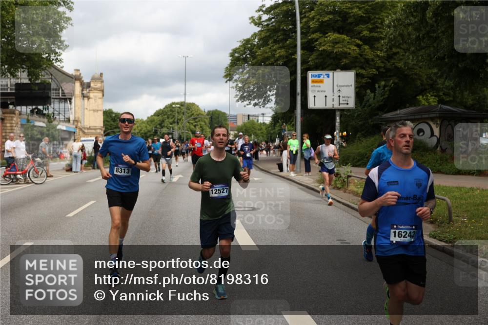 29.06.2025 - hella hamburg halbmarathon Yannick Fuchs http://msf.ph/oto/8198316 29.06.2025 10:44:32 20KM 1119, 1321, 1399, 1466, 1507, 1630, 1750, 1817, 2234, 3296, 3947, 4127, 4346, 5115, 5894, 6027, 6662, 6712, 6795, 7176, 7583, 7930, 7932, 8153, 8313, 8572, 8657, 8704, 10371, 10750, 11356, 11455, 11607, 12235, 12527, 12624, 13008, 13282, 13609, 13687, 13701, 13758, 13812, 13875, 14034, 14257, 15362, 15803, 15950, 16242, 16716, 16732, 16806, 17179, 17247, 17319, 17384, 18066, 18228, 18370, 18394, 18499, 18657, 18658, 18811, 18884 meine-sportfotos.de