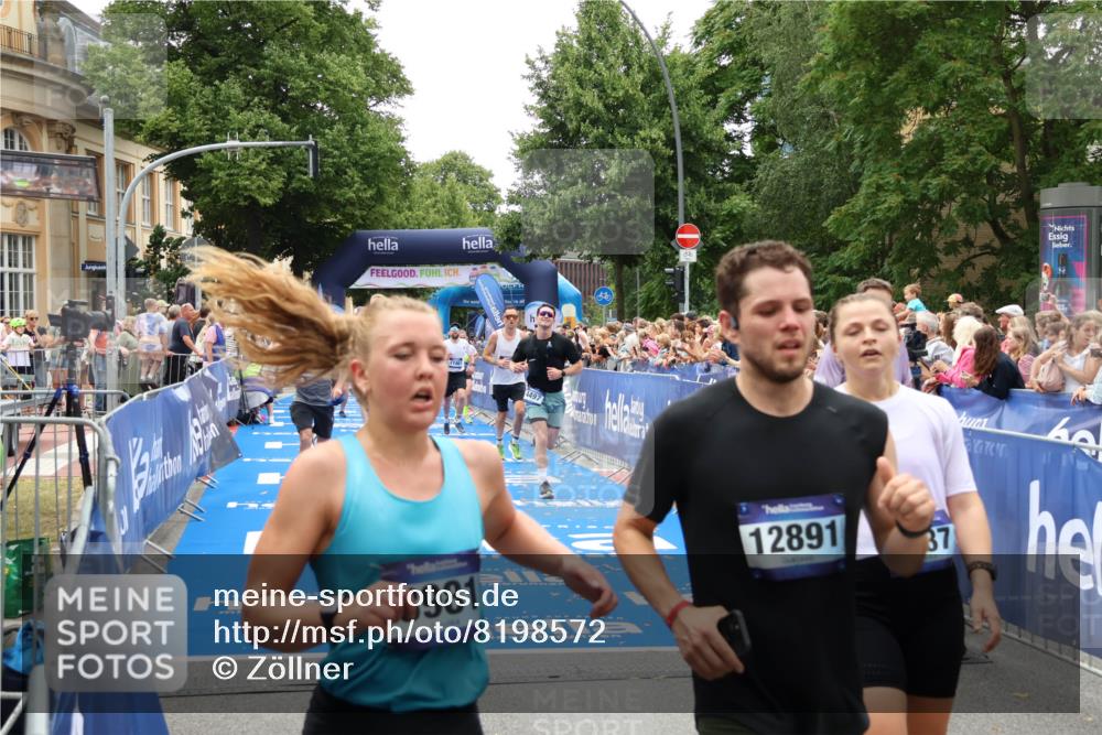 29.06.2025 - hella hamburg halbmarathon Zöllner http://msf.ph/oto/8198572 29.06.2025 10:46:36 Ziel 4497, 5459, 8482, 9051, 9232, 9386, 9529, 9786, 13525, 15133, 15206, 17281, 17461, 18882 meine-sportfotos.de