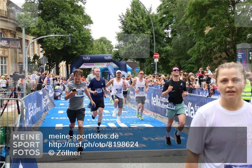 29.06.2025 - hella hamburg halbmarathon Zöllner http://msf.ph/oto/8198624 29.06.2025 10:46:38 Ziel 1920, 4497, 5459, 8482, 9051, 9232, 9386, 9529, 13525, 13554, 15026, 15133, 15206, 15714, 17281, 17461, 18297, 18882 meine-sportfotos.de